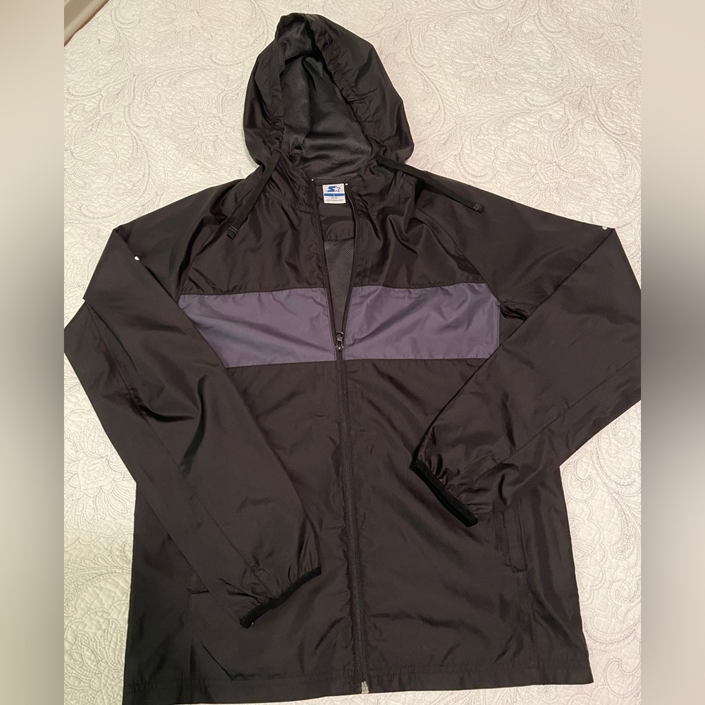 Men’s rain gear, new without tags. Never worn. Jacket & pants. Both size small.